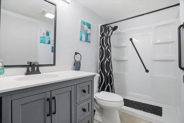 $264,999 | 422 Pembroke Road Southwest, Poplar Grove, IL 61065