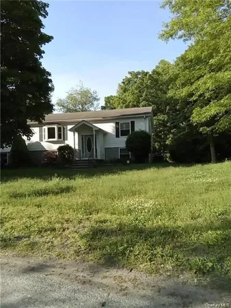 $3,600 | 5 Jane Court, Monroe, NY 10950