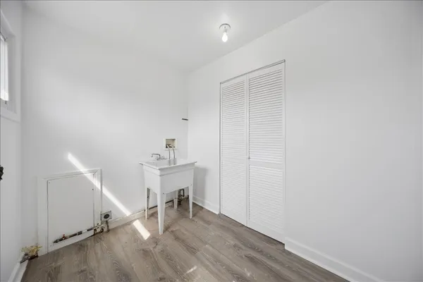 $2,400 | 7732 South Springfield Avenue, Chicago, IL 60652