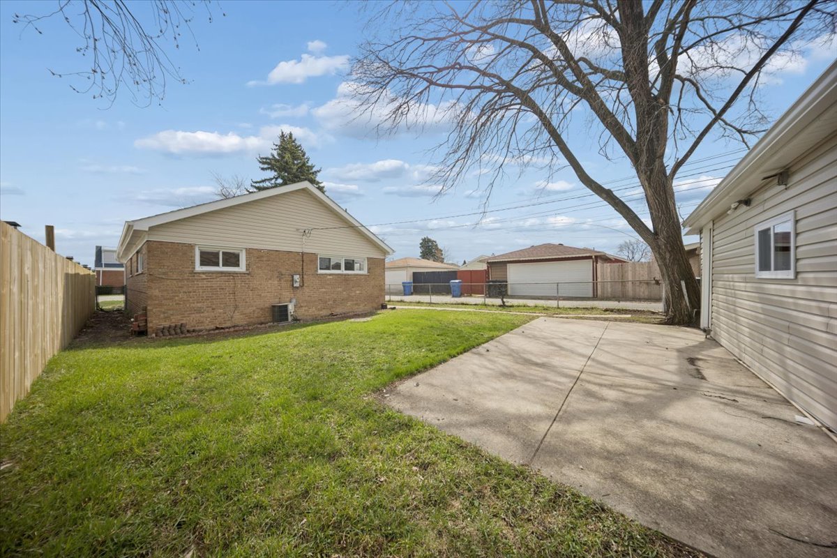 7732 South Springfield Avenue Chicago, IL 60652 - Photo 13 of 18