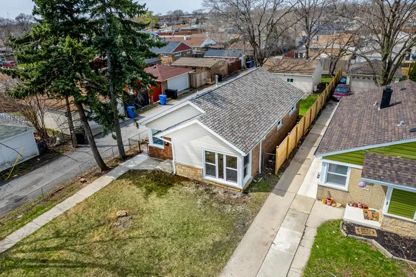 $2,400 | 7732 South Springfield Avenue, Chicago, IL 60652