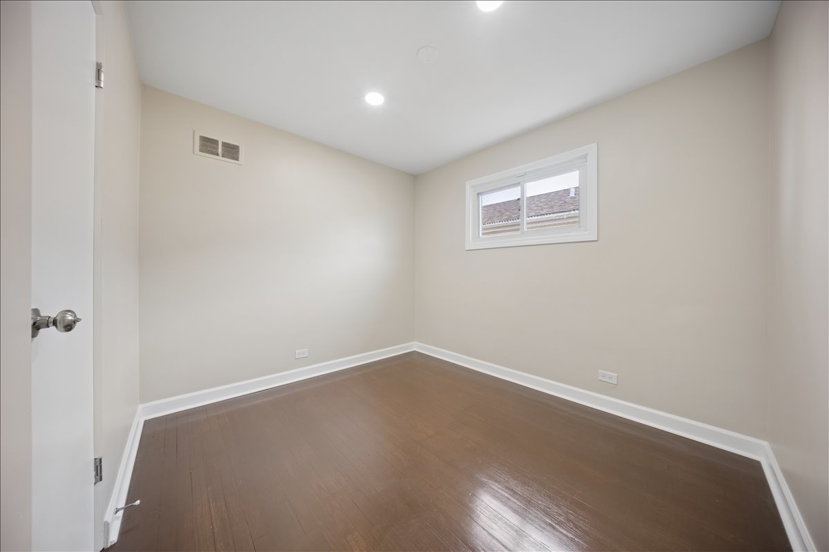 7732 South Springfield Avenue Chicago, IL 60652 - Photo 7 of 18