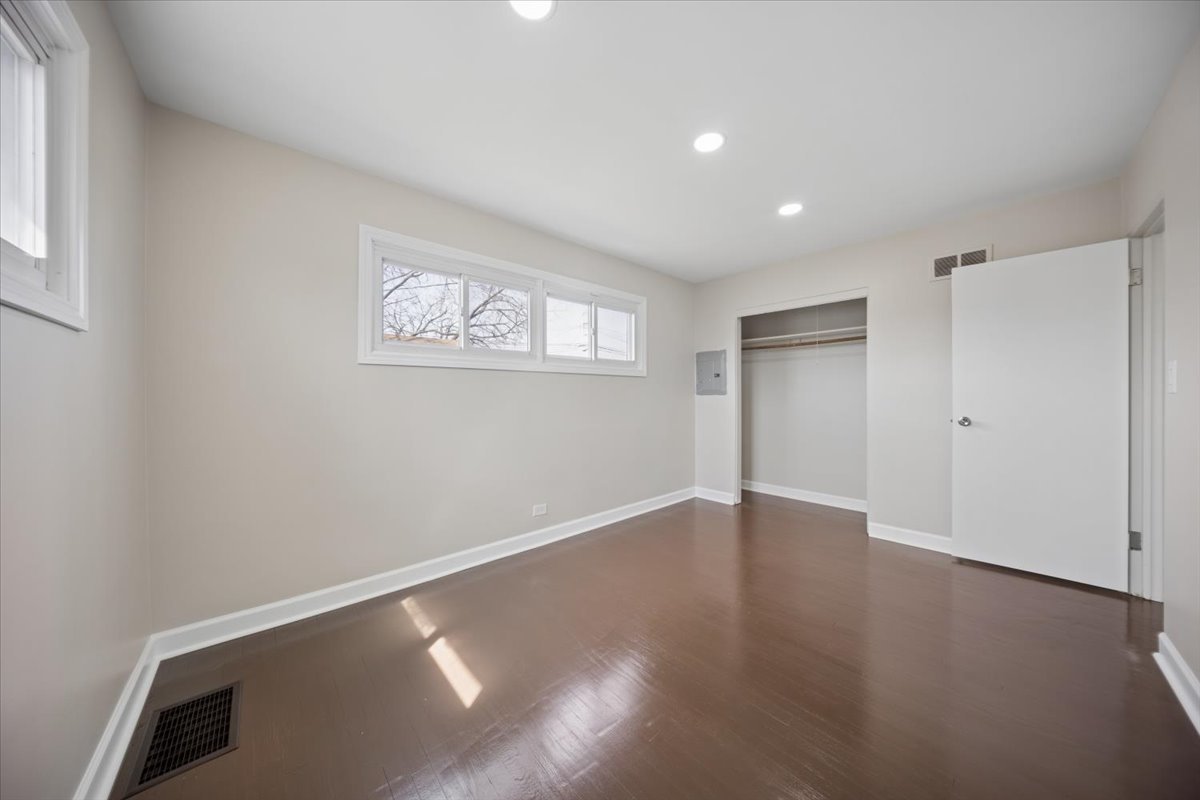 7732 South Springfield Avenue Chicago, IL 60652 - Photo 8 of 18