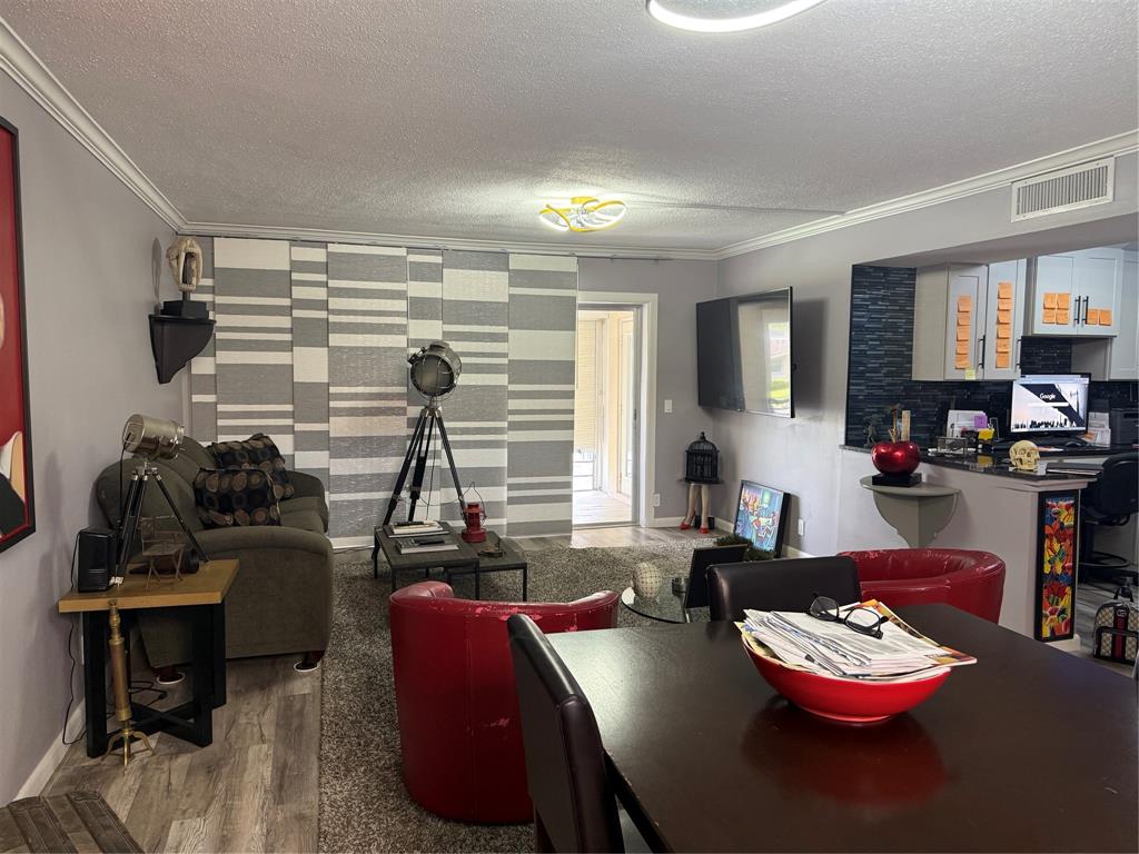 25 Southeast 13th Street Boca Raton, FL 33432 - Photo 4 of 7 a living room with furniture and decor