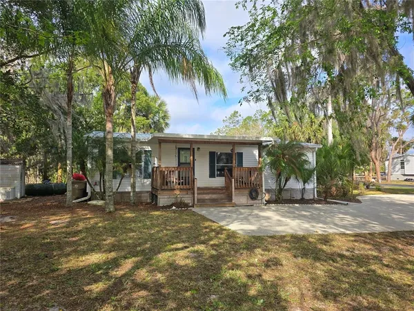 $319,875 | 56449 Maple Road, Astor, FL 32102