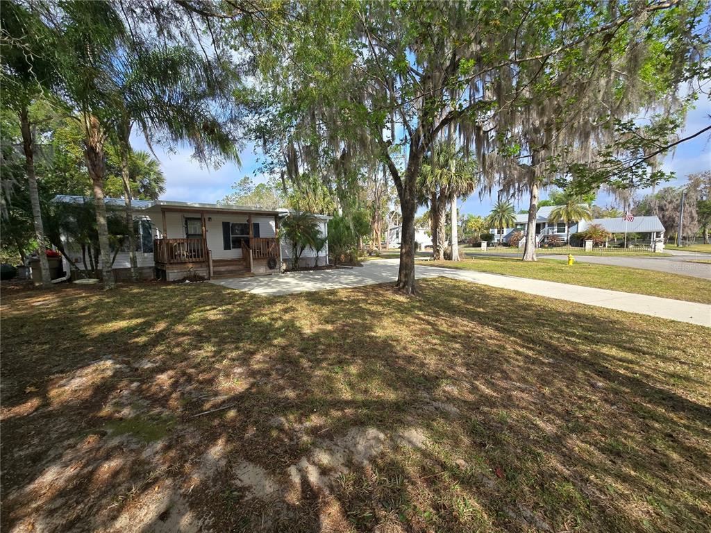 56449 Maple Road Astor, FL 32102 - Photo 3 of 35