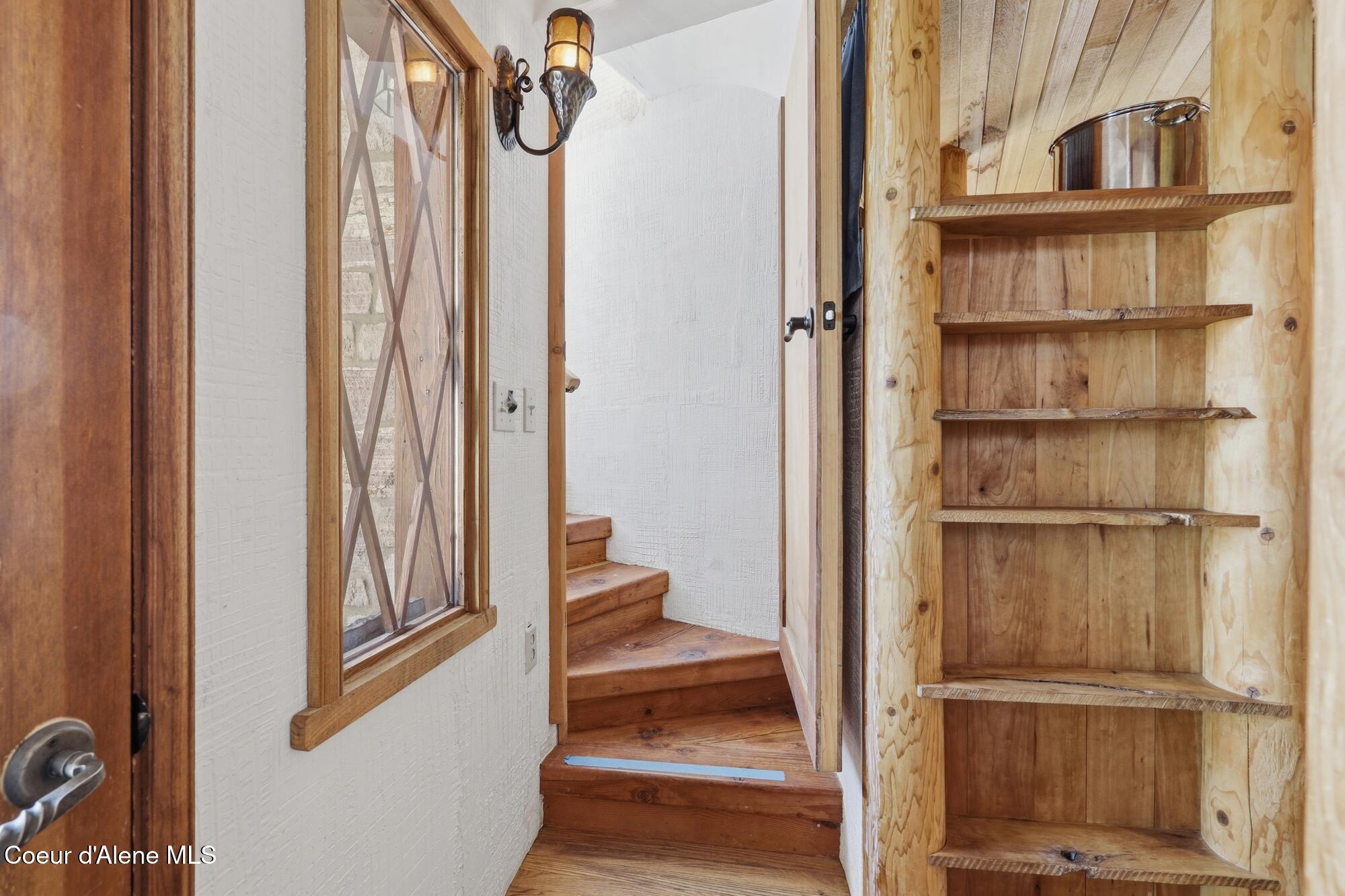 1018 Mogul Hill Road Sandpoint, ID 83864 - Photo 51 of 100 59