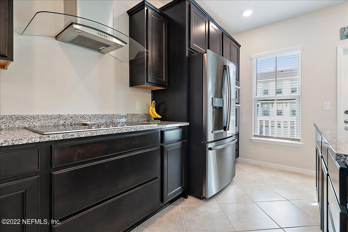143 Spring Tide Way Ponte Vedra, FL 32081 - Photo 5 of 26 Kitchen (3) (2)