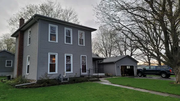 $199,900 | 611 East Snyder Street, Davis, IL 61019