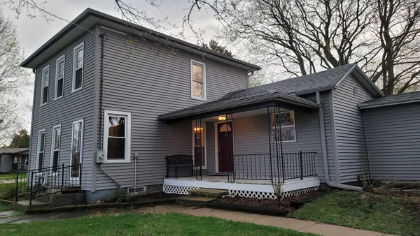 $199,900 | 611 East Snyder Street, Davis, IL 61019