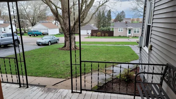 $199,900 | 611 East Snyder Street, Davis, IL 61019