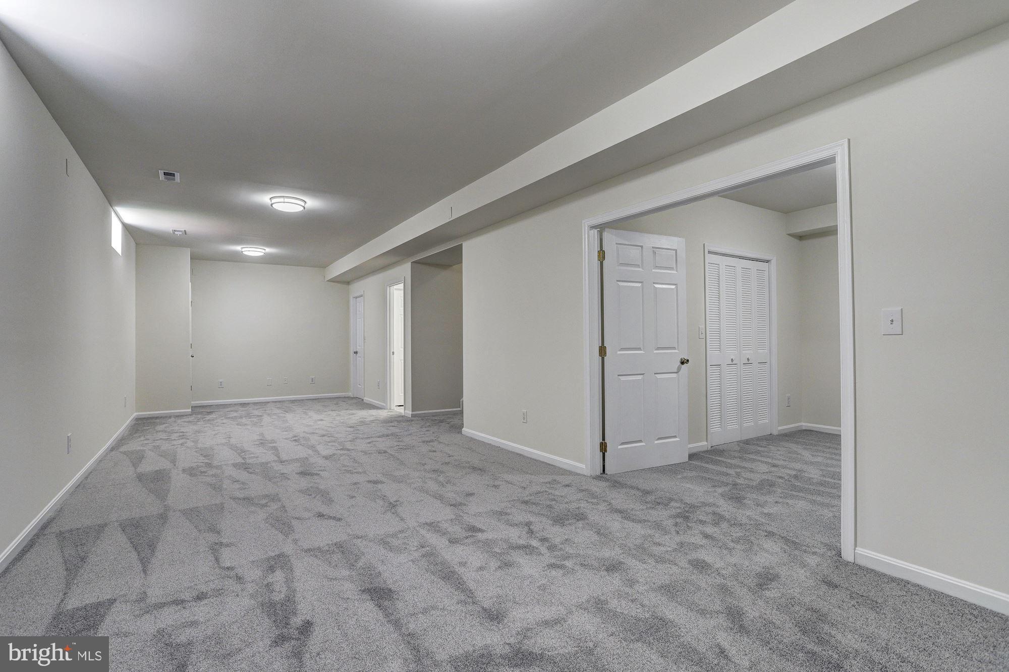9410 Guilford Road Columbia, MD 21046 - Photo 24 of 39 Family Room