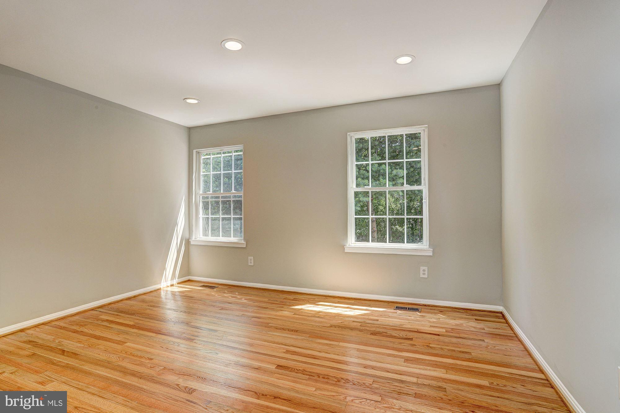 9410 Guilford Road Columbia, MD 21046 - Photo 6 of 39 Dining Room