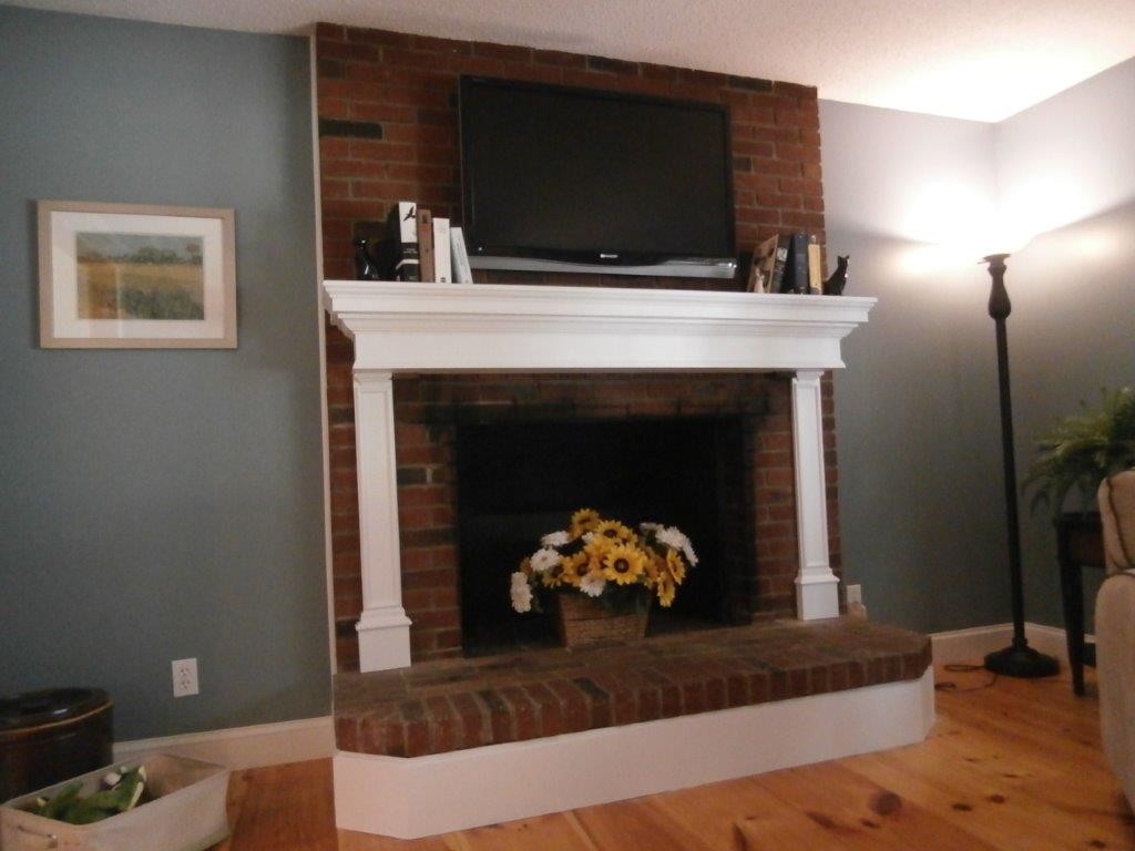 250 Hardwick Road Barre, MA 01005 - Photo 6 of 30 a living room with furniture and a fireplace