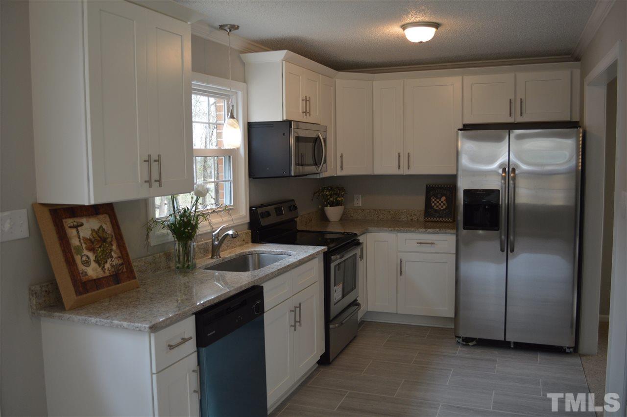 1004 Bluestone Road Durham, NC 27713 - Photo 3 of 25 Gallery Image 3