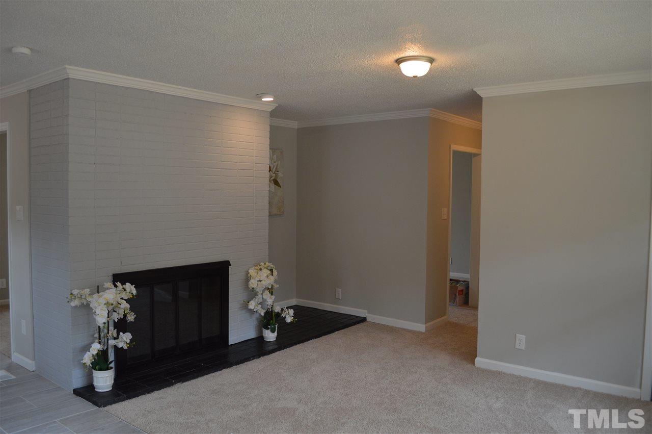 1004 Bluestone Road Durham, NC 27713 - Photo 7 of 25 Gallery Image 7