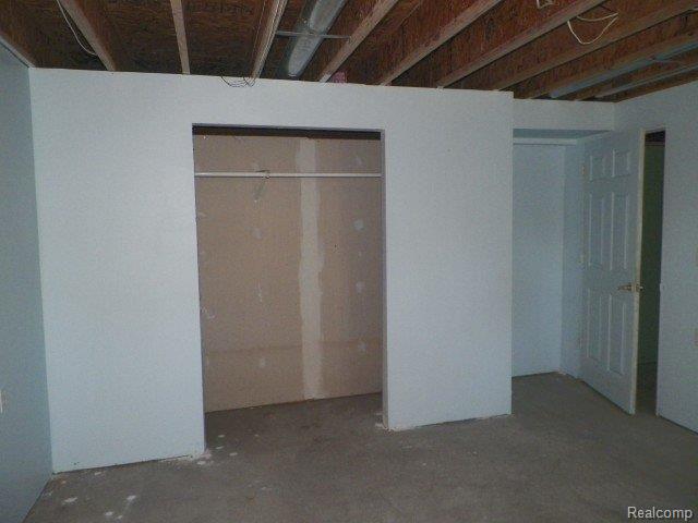 335 West Castle Road Fostoria, MI 48435 - Photo 17 of 28 262-132341 - Bedroom (2).JPG