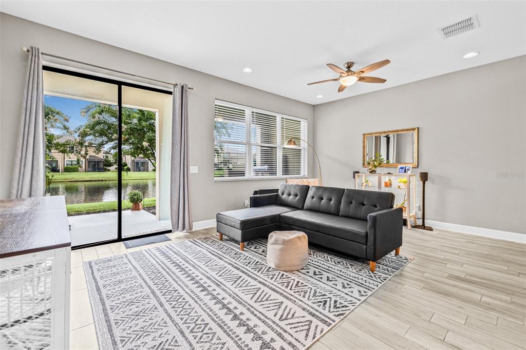 9237 Fox Sparrow Road Tampa, FL 33626 - Photo 13 of 24