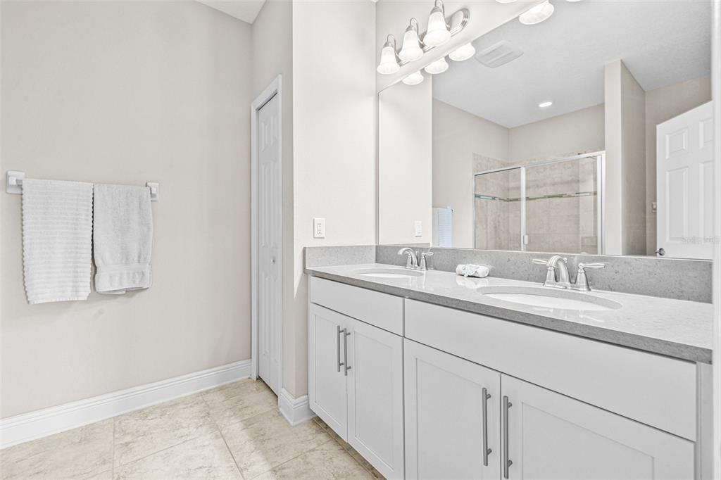 9237 Fox Sparrow Road Tampa, FL 33626 - Photo 17 of 24