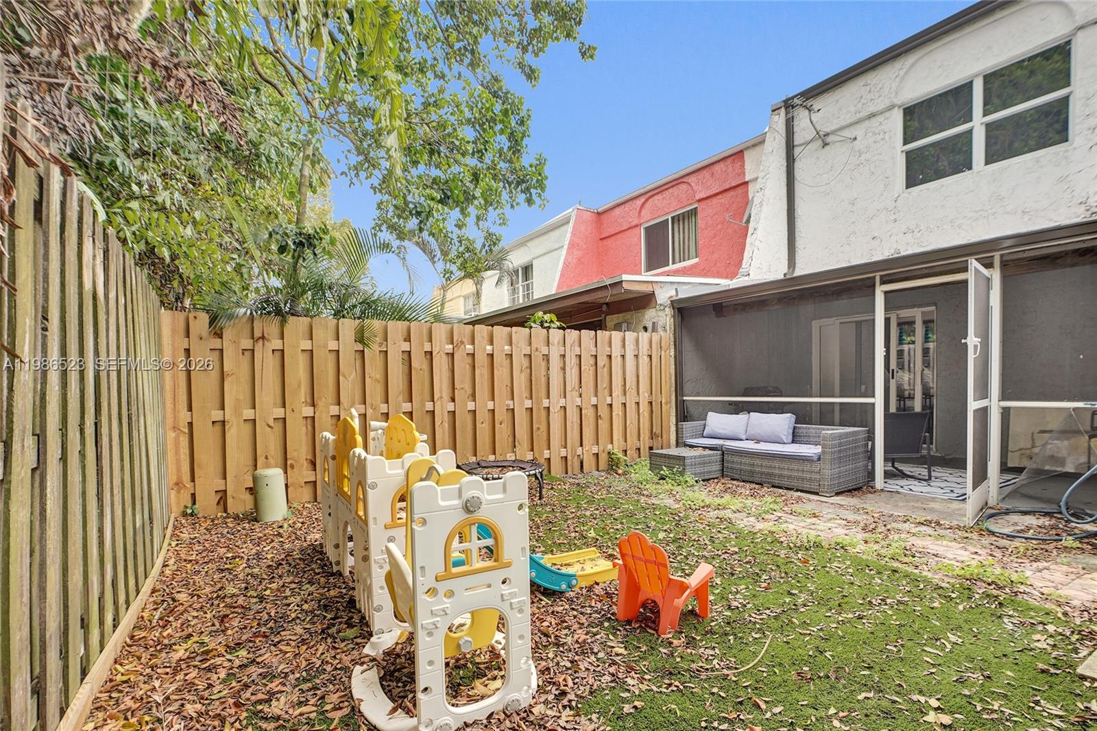 7402 Northwest 75th Street Tamarac, FL 33321 - Photo 27 of 43