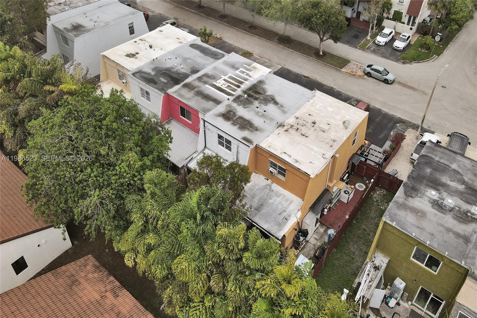 7402 Northwest 75th Street Tamarac, FL 33321 - Photo 4 of 43