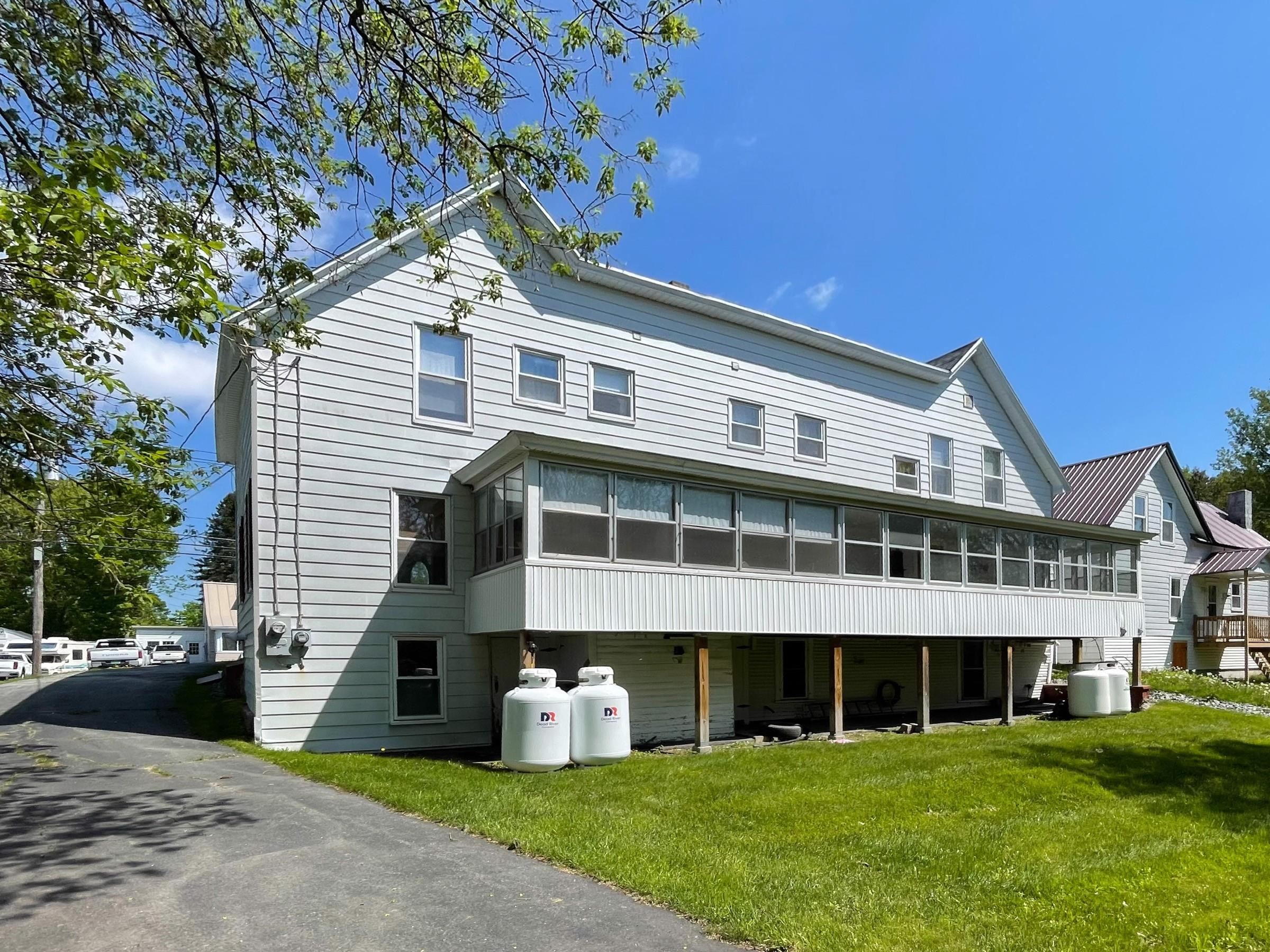 608 East Main Street Newport, VT 05855 - Photo 5 of 50
