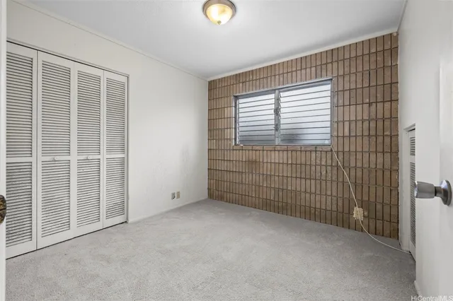 $995,000 | 2327 Round Top Drive, Honolulu, HI 96822