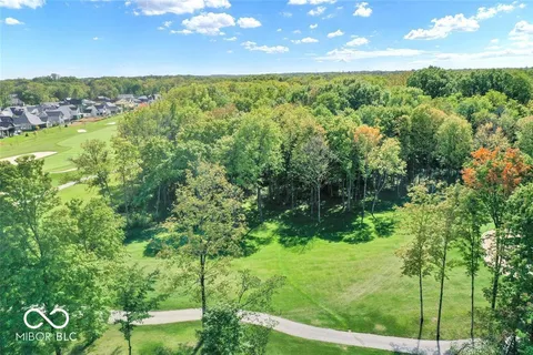 $525,000 | 10543 Dartmoor Way, Zionsville, IN 46077