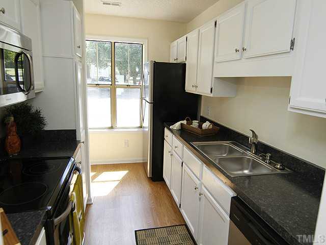 8 Parson Chase Durham, NC 27713 - Photo 5 of 17 Gallery Image 5