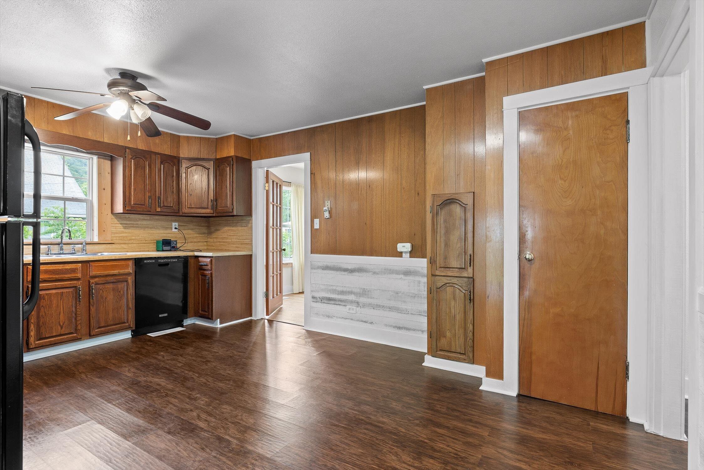 186 Evans Street Spring City, TN 37381 - Photo 12 of 34 31-Evans-31