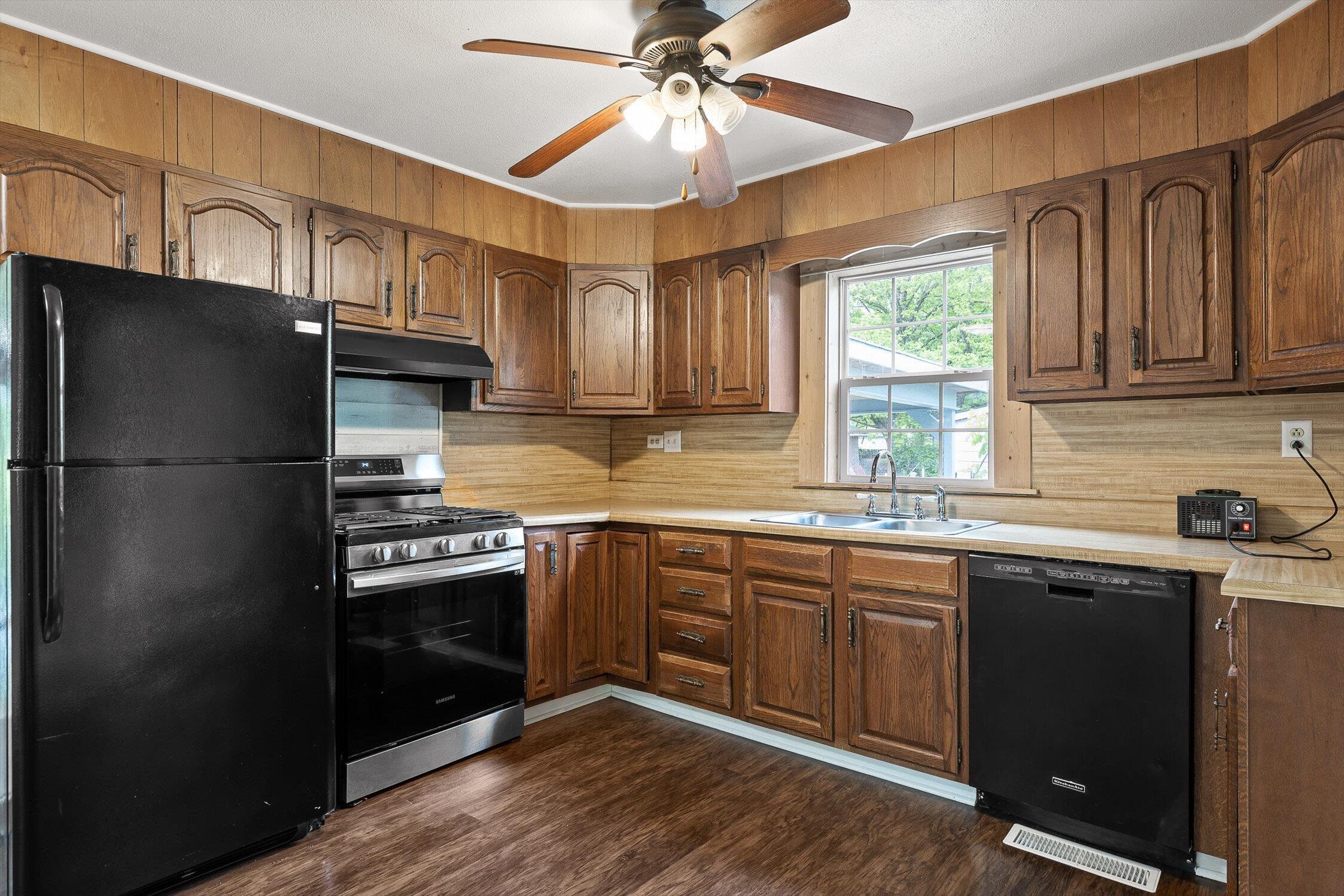 186 Evans Street Spring City, TN 37381 - Photo 9 of 34 26-Evans-26