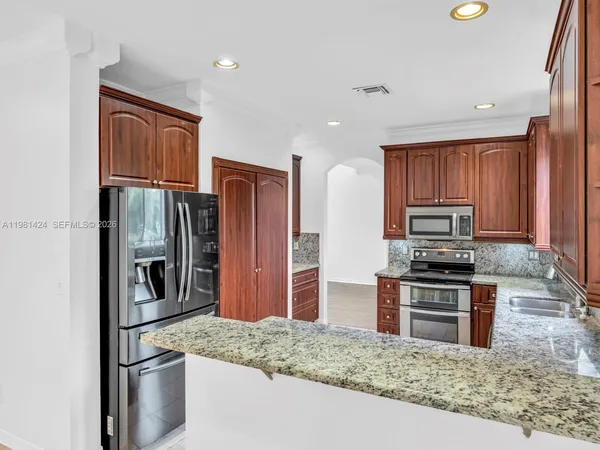 $4,500 | 1663 East Harmony Lake Circle, Davie, FL 33324