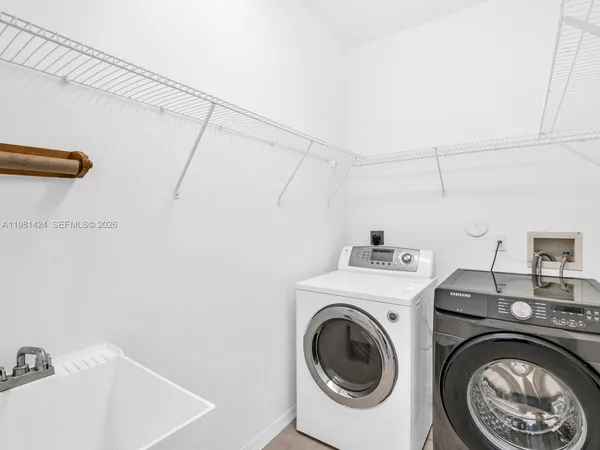 $4,500 | 1663 East Harmony Lake Circle, Davie, FL 33324