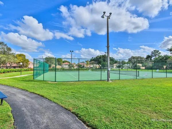 $4,500 | 1663 East Harmony Lake Circle, Davie, FL 33324