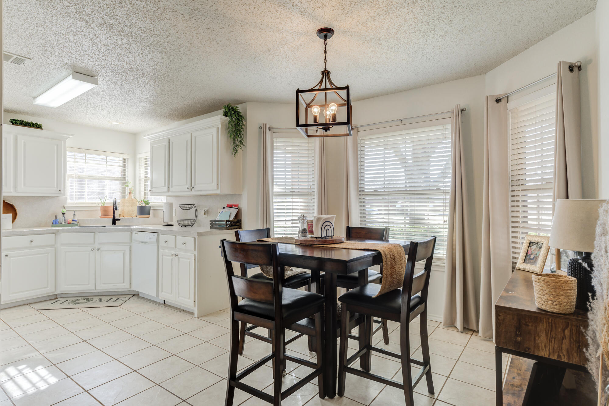 2302 97th Street Lubbock, TX 79423 - Photo 6 of 33 wgp (3 of 33)