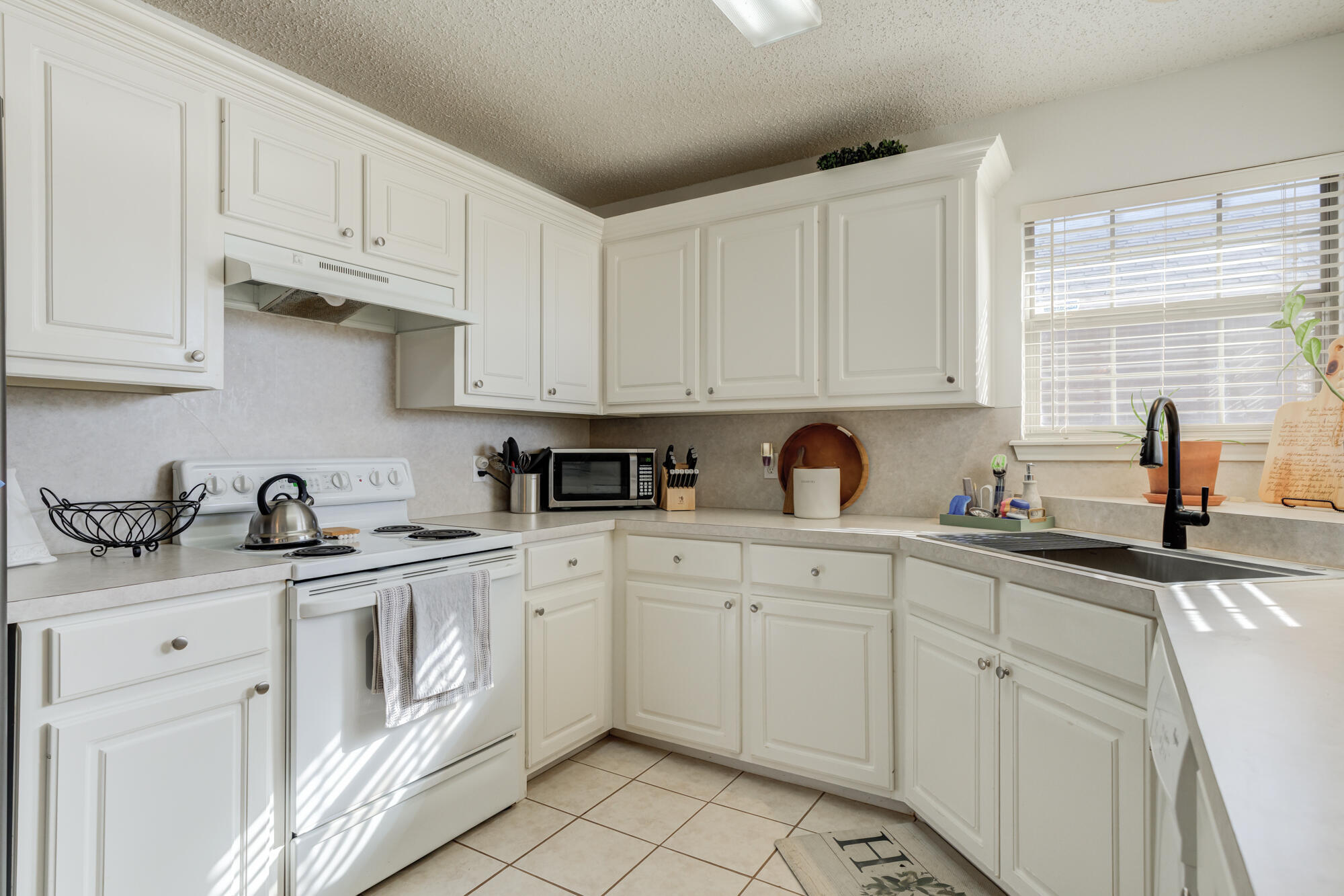 2302 97th Street Lubbock, TX 79423 - Photo 9 of 33 wgp (6 of 33)