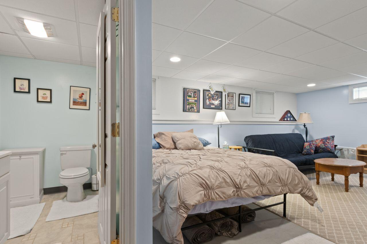 29 Robinson Road Scarborough, ME 04074 - Photo 31 of 55 20250604DS-71032