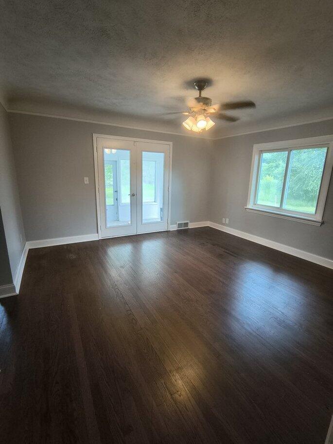 6277 Corunna Road Flint, MI 48532 - Photo 23 of 44 CUnPZwbRRQ-fxo6VCAuL7g