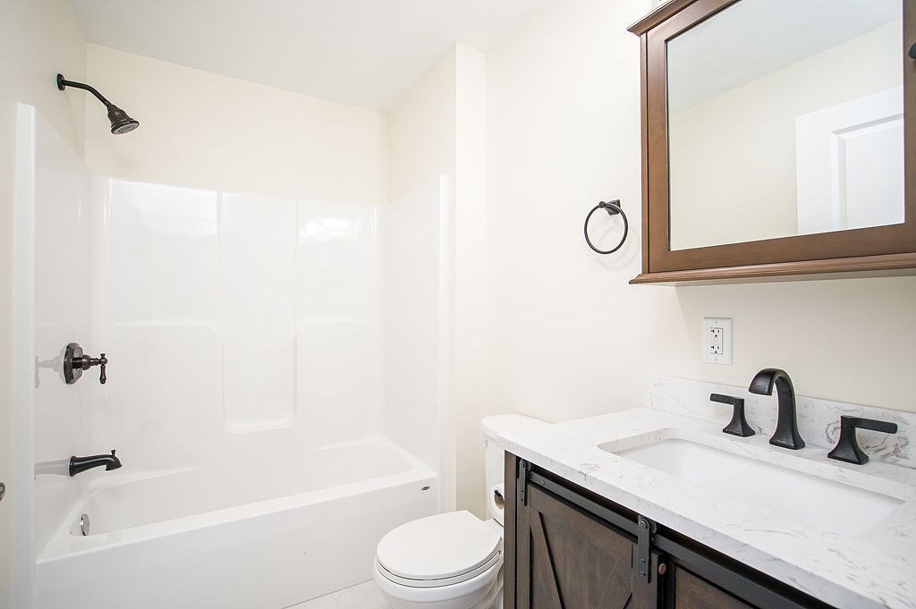 241 Palmer Road Monson, MA 01057 - Photo 31 of 42