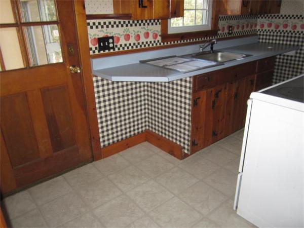 222 Leyden Road Greenfield, MA 01301 - Photo 8 of 14 Gallery Image 8