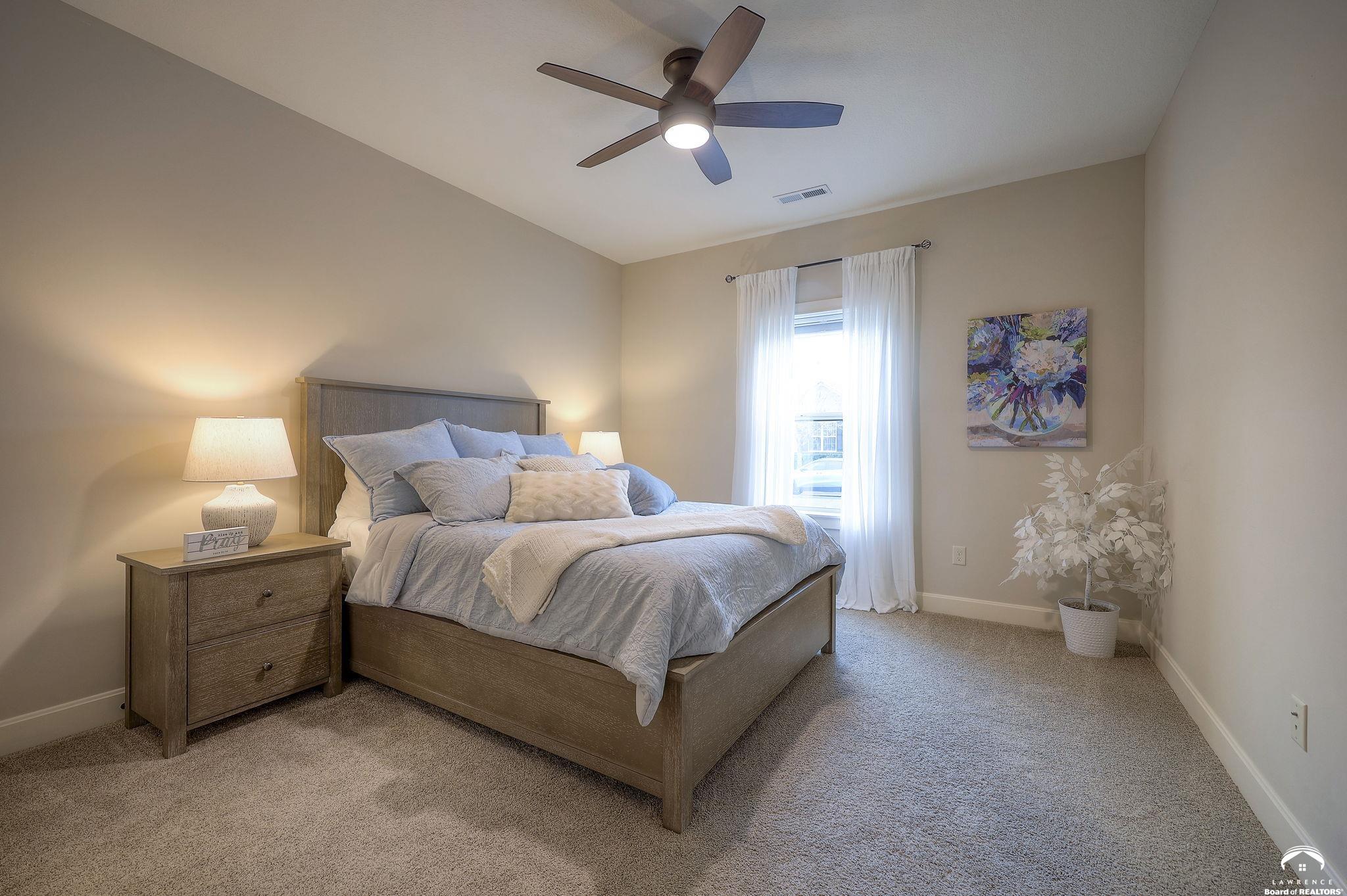 2250 Lake Pointe Drive, Unit 300 Lawrence, KS 66049 - Photo 18 of 35