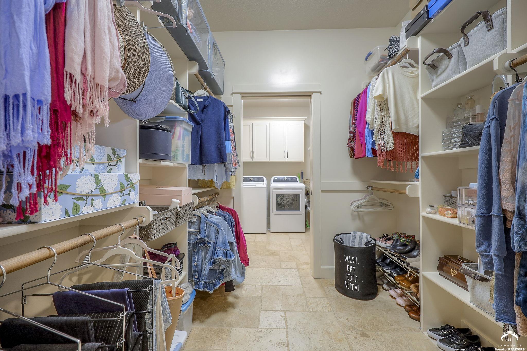 2250 Lake Pointe Drive, Unit 300 Lawrence, KS 66049 - Photo 23 of 35