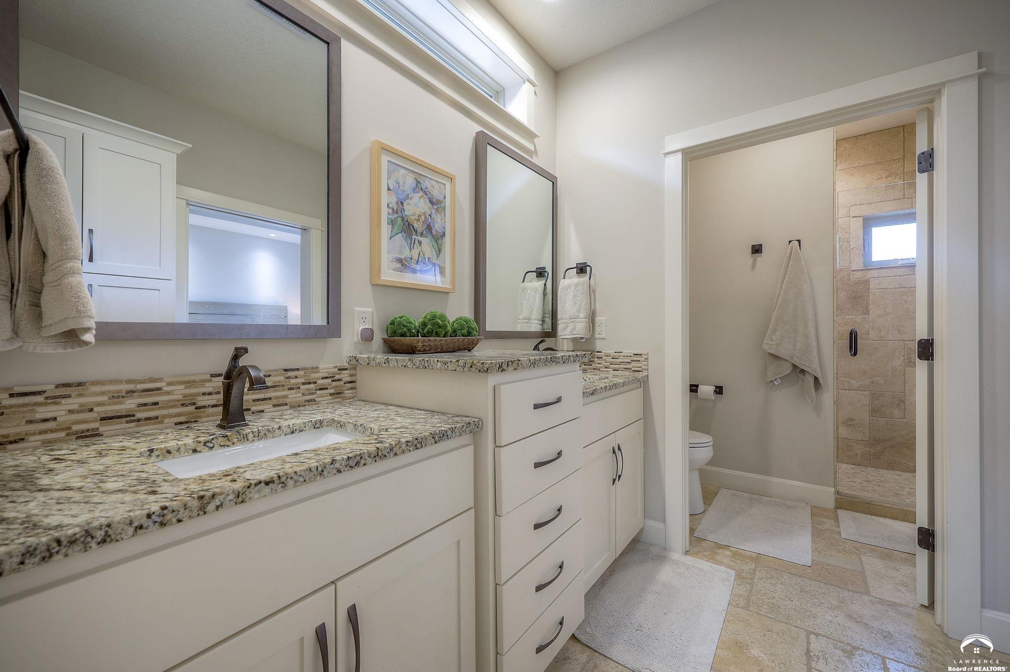 2250 Lake Pointe Drive, Unit 300 Lawrence, KS 66049 - Photo 25 of 35