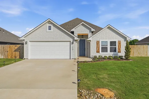 $295,000 | 173 Brazos Bend, Snook, TX 77879