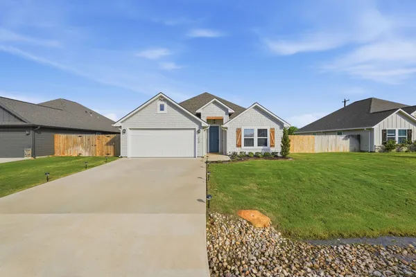 $295,000 | 173 Brazos Bend, Snook, TX 77879