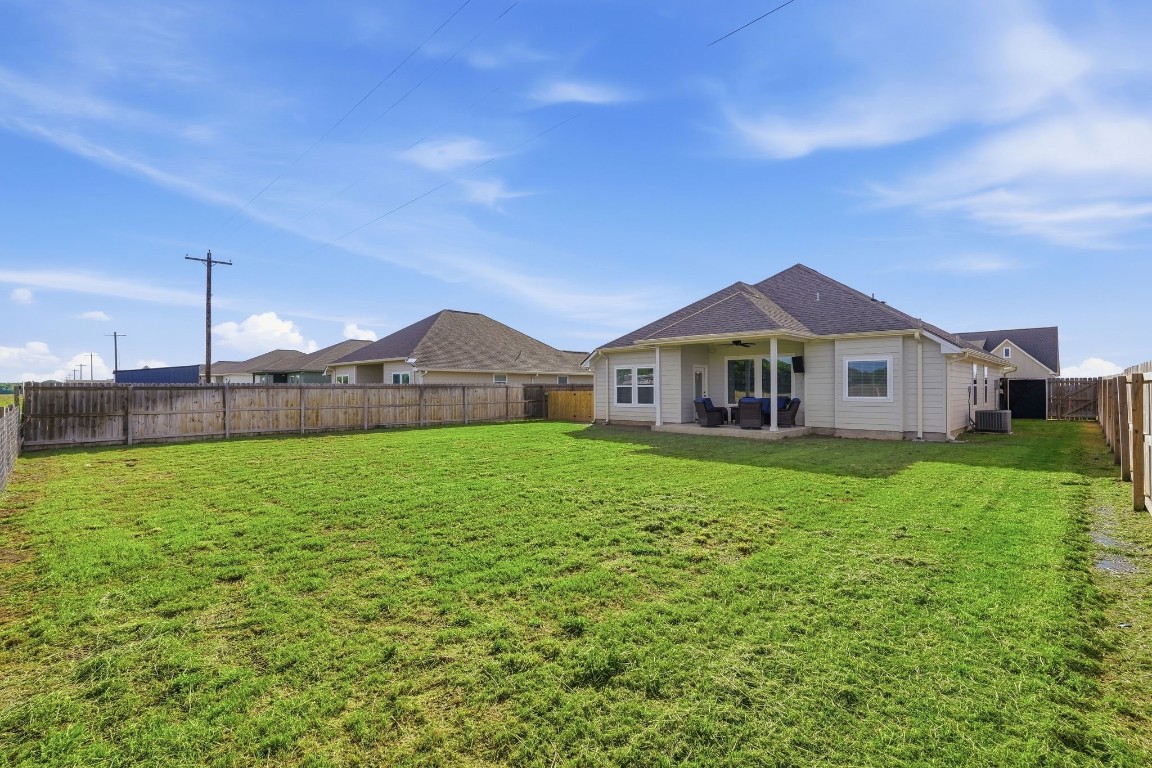 173 Brazos Bend Snook, TX 77879 - Photo 37 of 41 a house view with a garden space