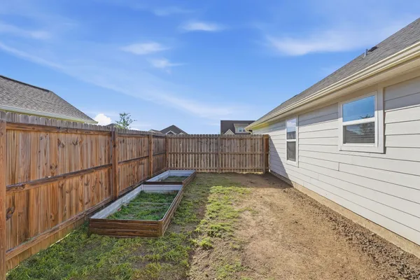 $295,000 | 173 Brazos Bend, Snook, TX 77879