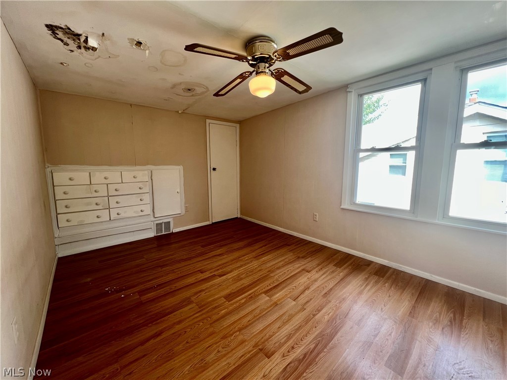 1548 Mapledale Road Wickliffe, OH 44092 - Photo 4 of 17 Gallery Image 4
