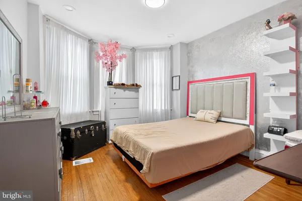$2,500 | 1120 Haworth Street, Philadelphia, PA 19124