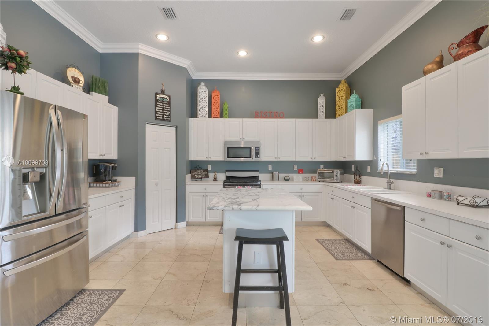 14337 Southwest 158th Path Miami, FL 33196 - Photo 5 of 19 Gallery Image 5
